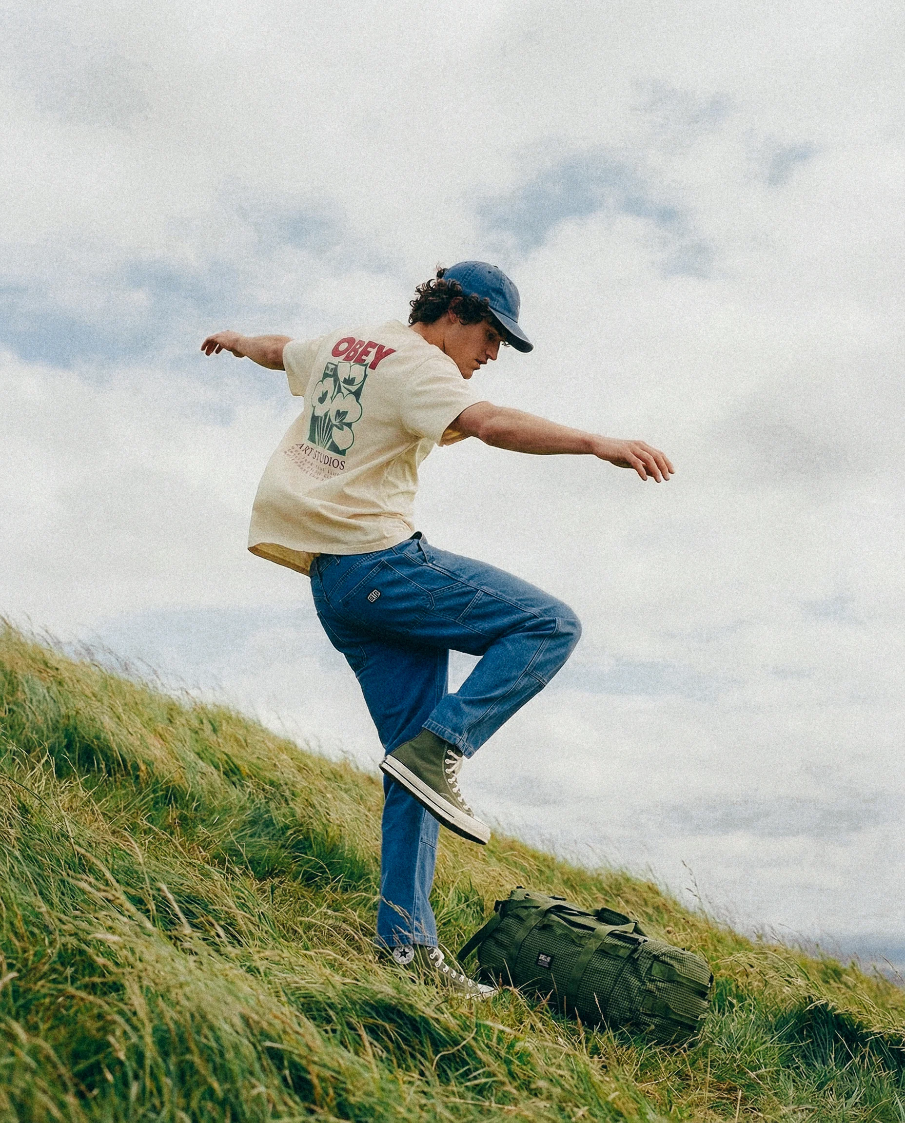 NHBD×OBEY / Jump