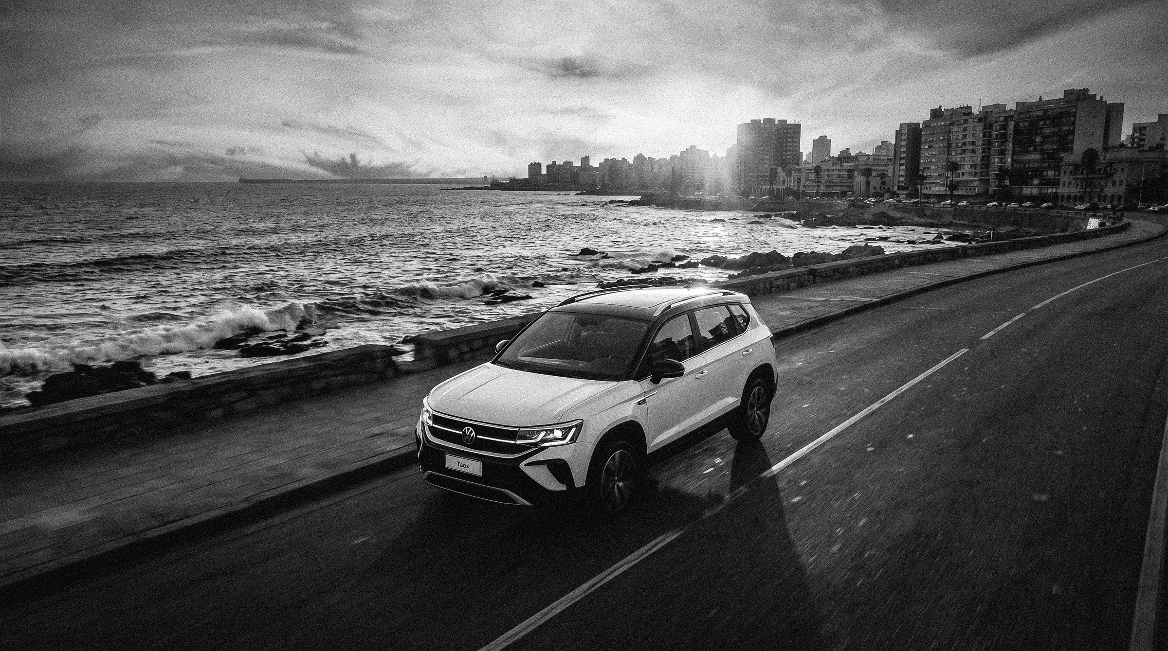 VW Taos / Rambla B&W